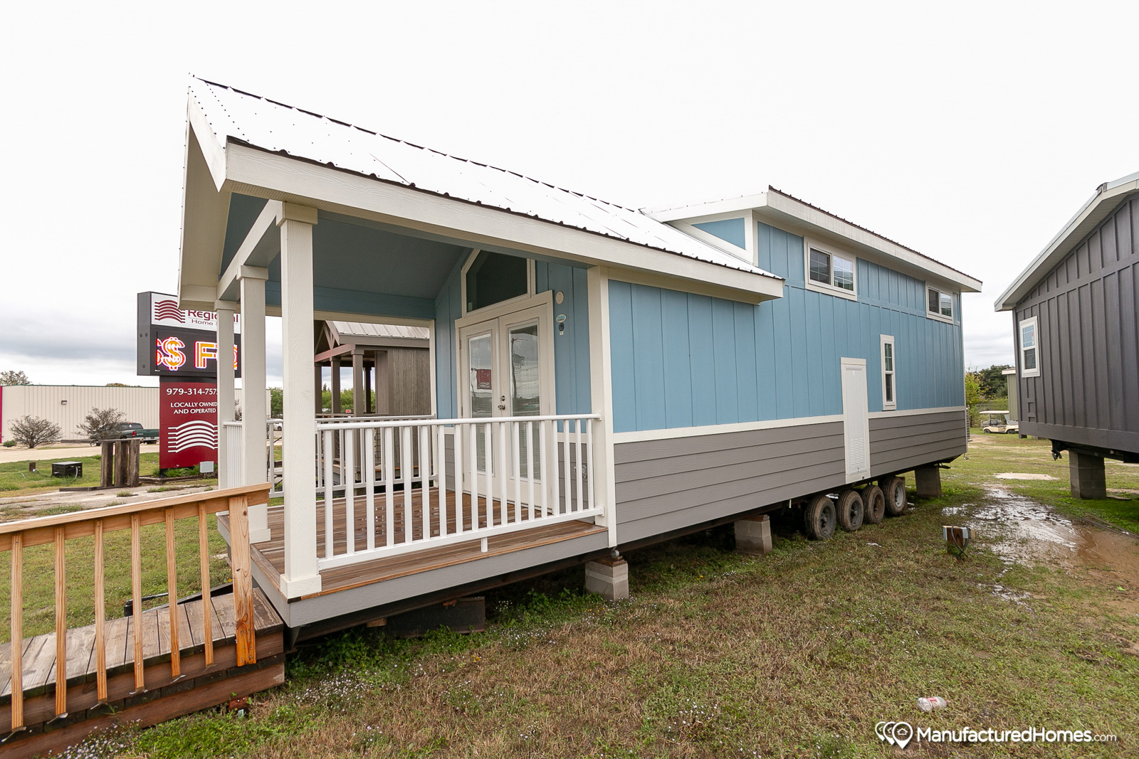 Park Model RV APH 527BSL For Sale by Texas Built Mobile Homes, Seguin